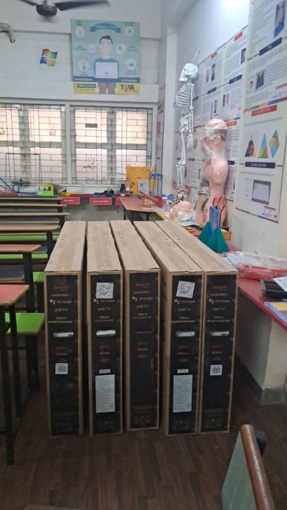 The smart TVs delivered to Manohar Hariram Chogale Vidyalay