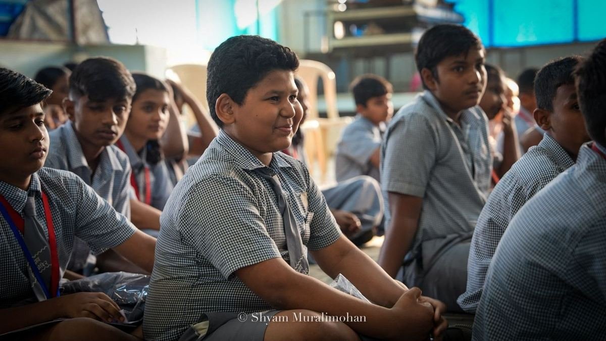 Students at the uniform distribution